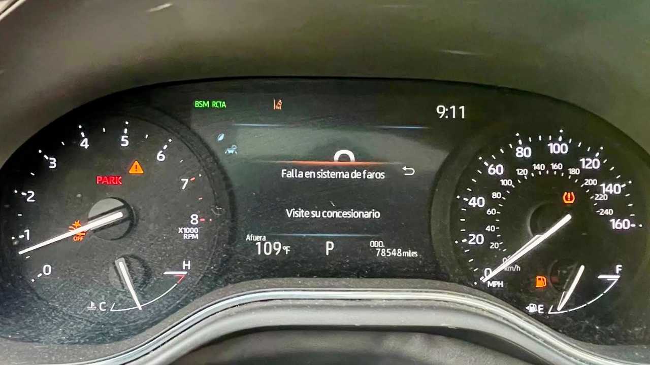 Car Image 2021 TOYOTA AVALON