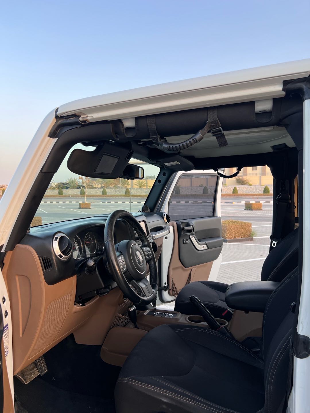 Car Image 2014 JEEP WRANGLER SAHARA