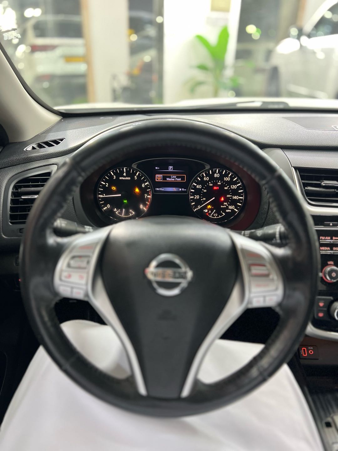 Car Image 2018 NISSAN ALTIMA SL