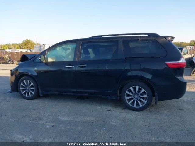 Car Image 2020 TOYOTA SIENNA