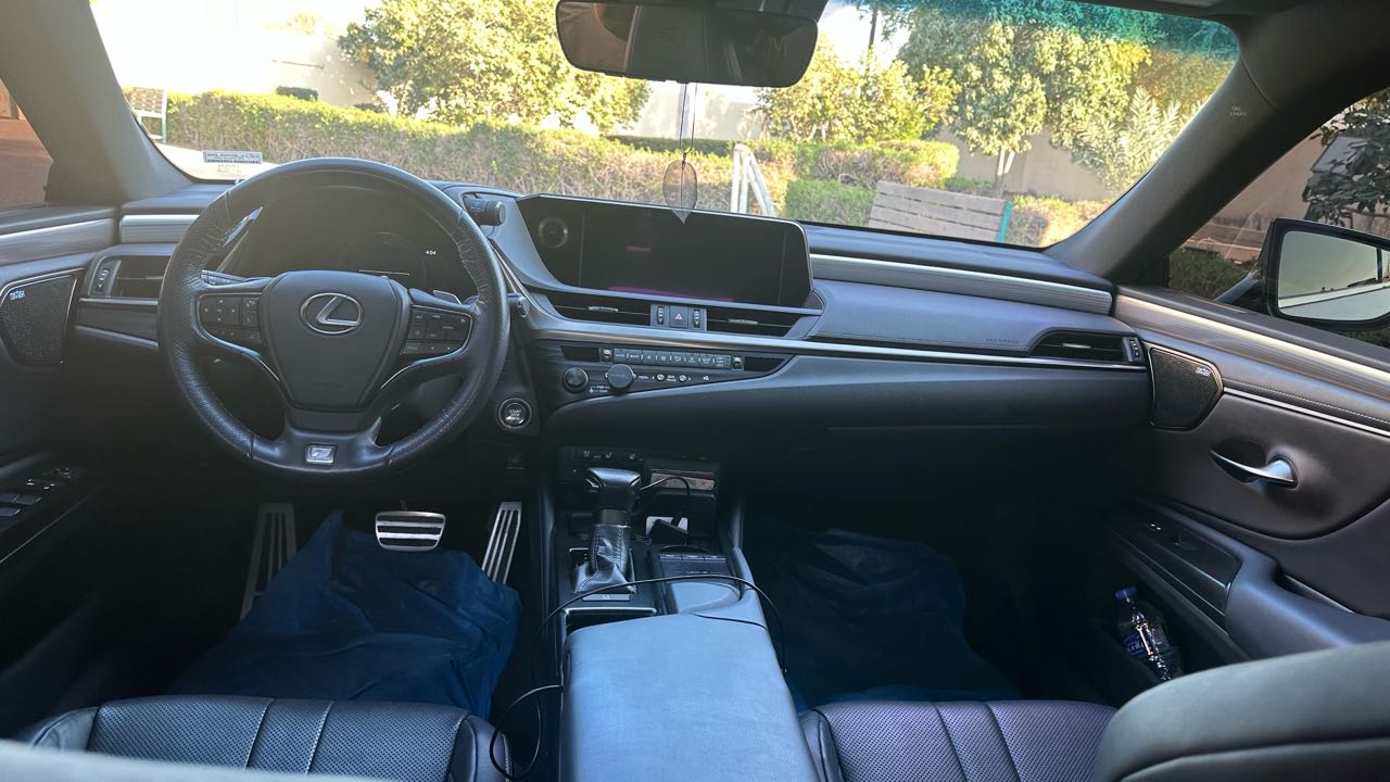 Car Image 2019 LEXUS ES F-sport
