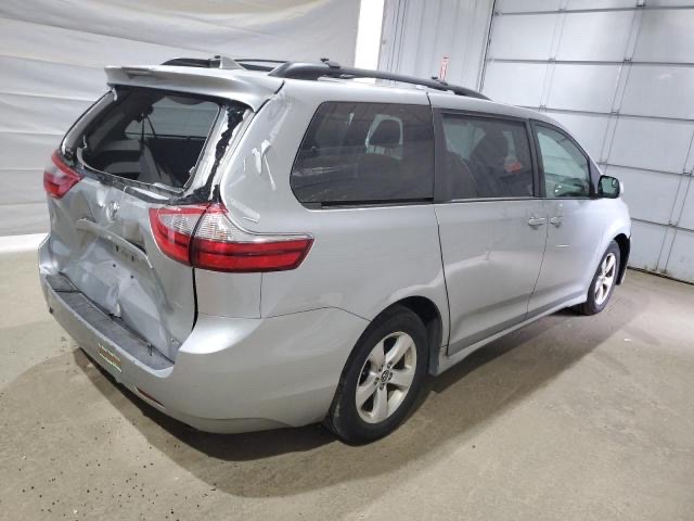Car Image 2020 TOYOTA SIENNA