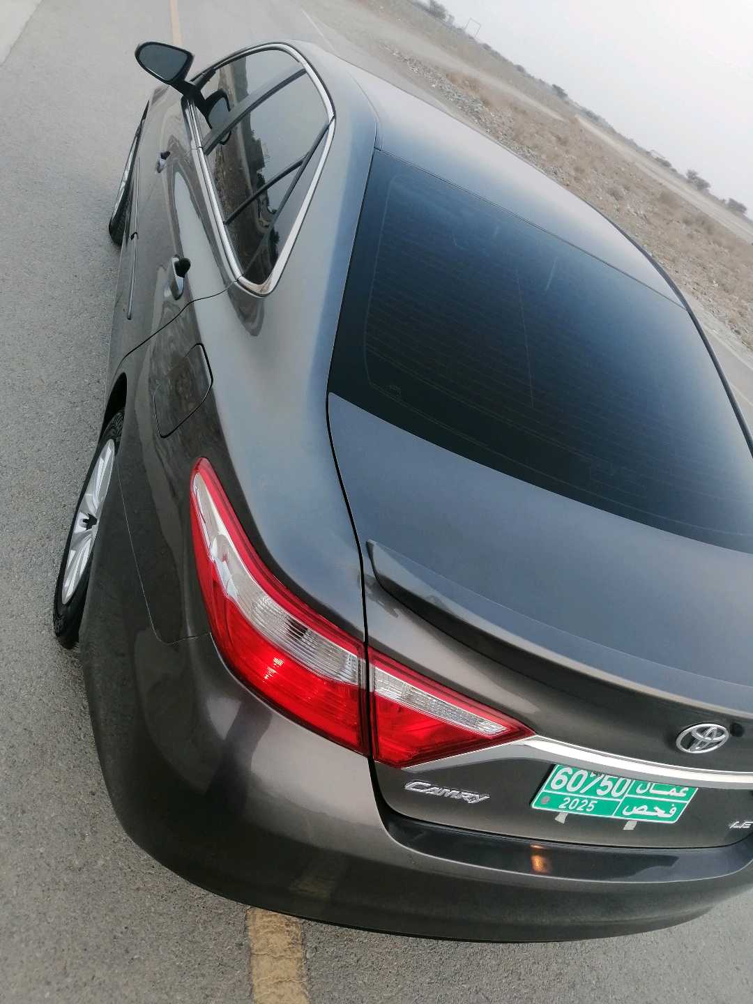 Car Image 2017 TOYOTA CAMRY LE