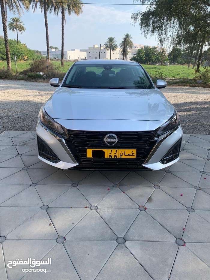 Car Image 2021 NISSAN ALTIMA SV