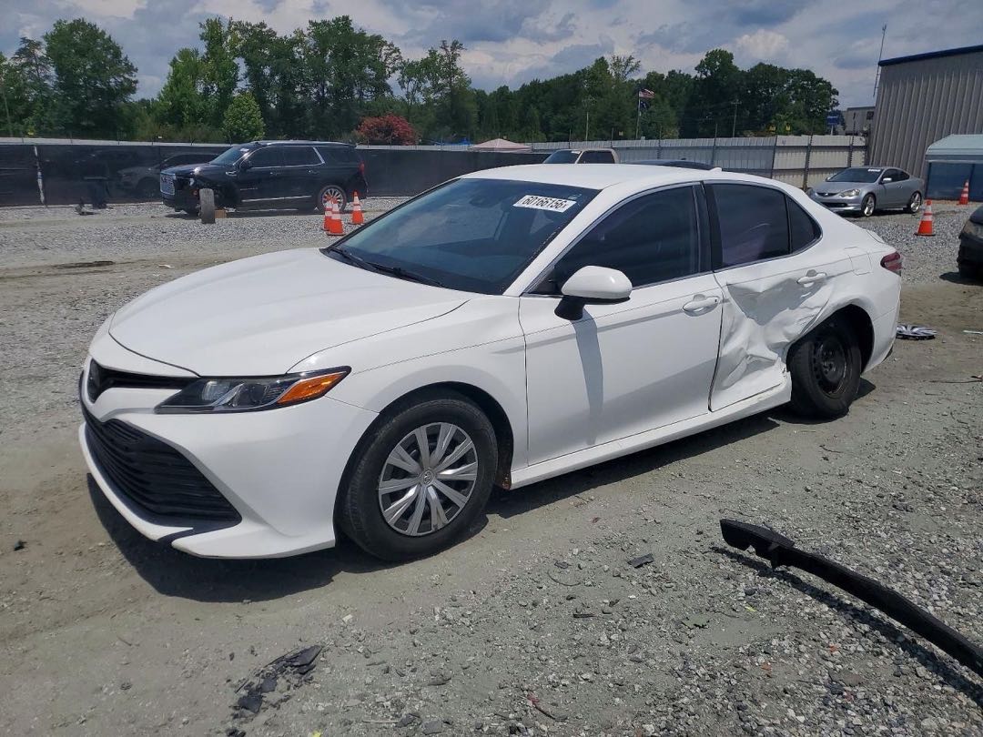 Car Image 2019 TOYOTA CAMRY