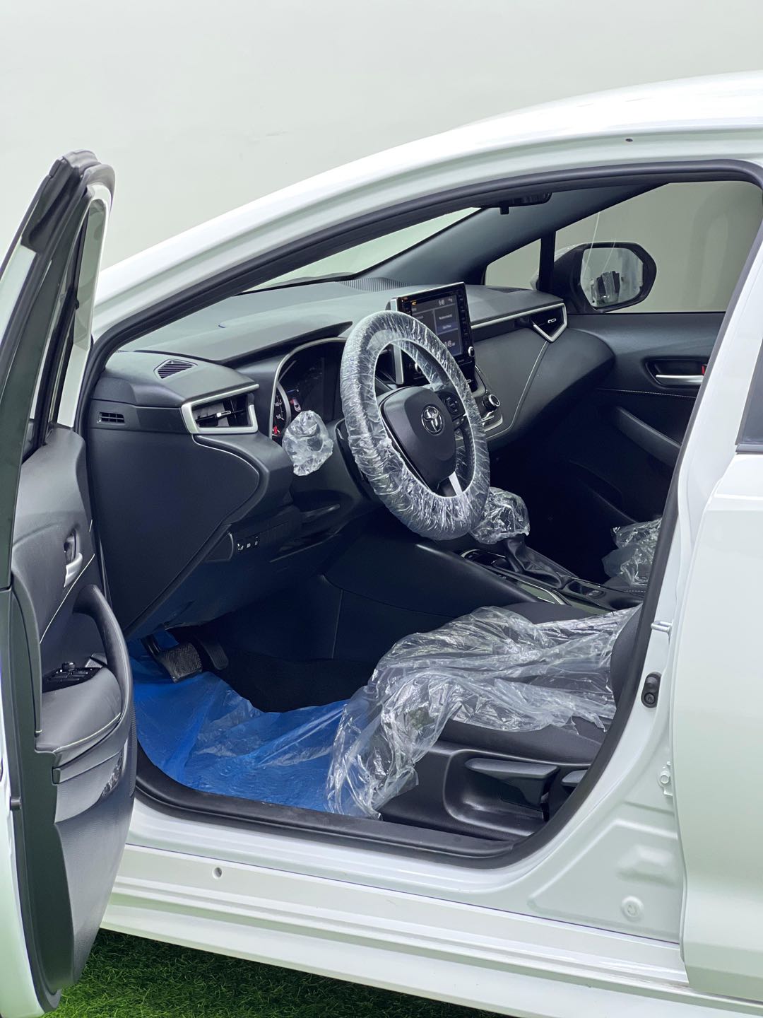 Car Image 2022 TOYOTA COROLLA Hatchback