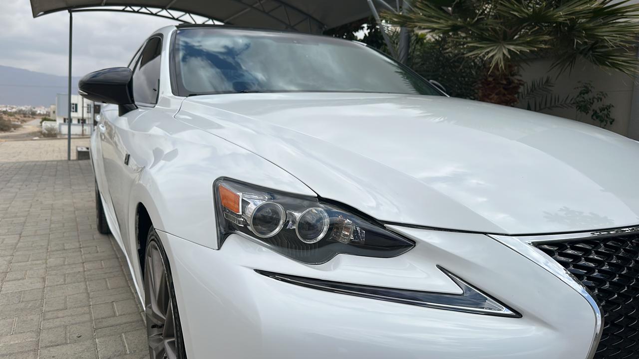Car Image 2016 LEXUS IS 350
