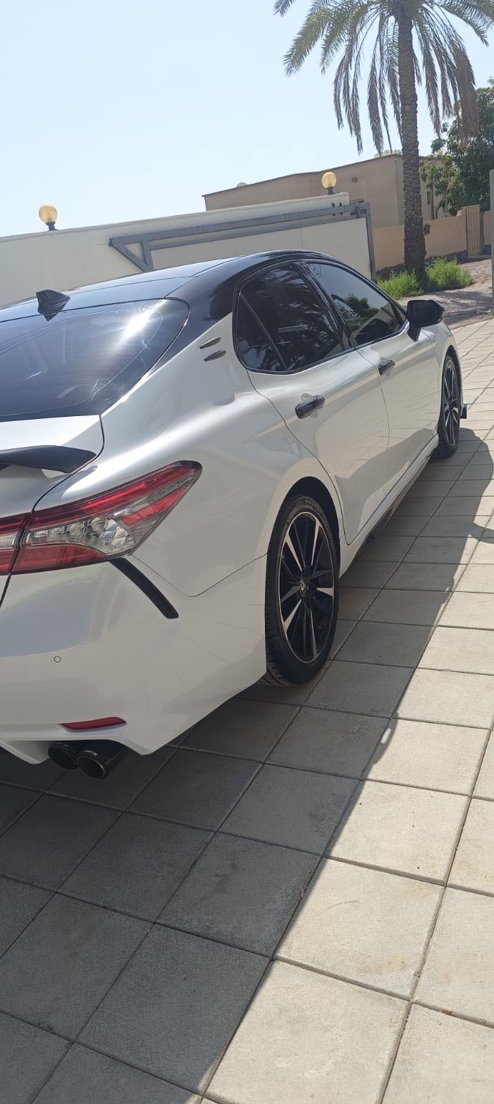 Car Image 2018 TOYOTA CAMRY XSE