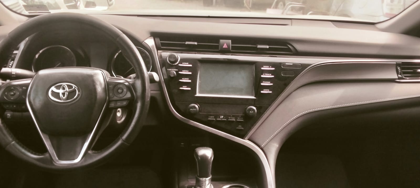 Car Image 2019 TOYOTA CAMRY