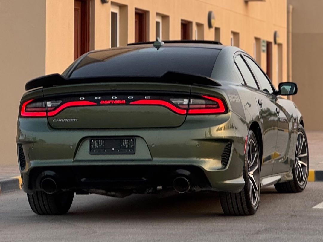 Car Image 2018 DODGE CHARGER R/T