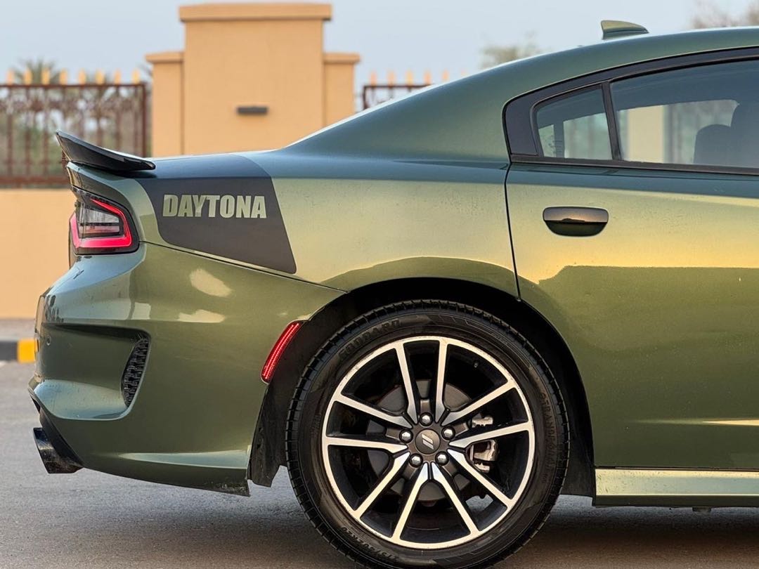 Car Image 2018 DODGE CHARGER R/T