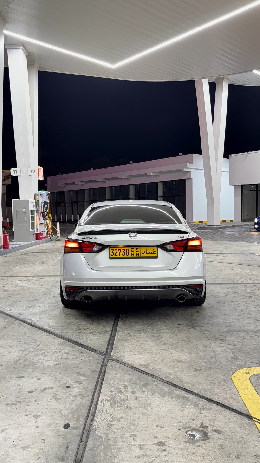 Car Image 2019 NISSAN ALTIMA SR