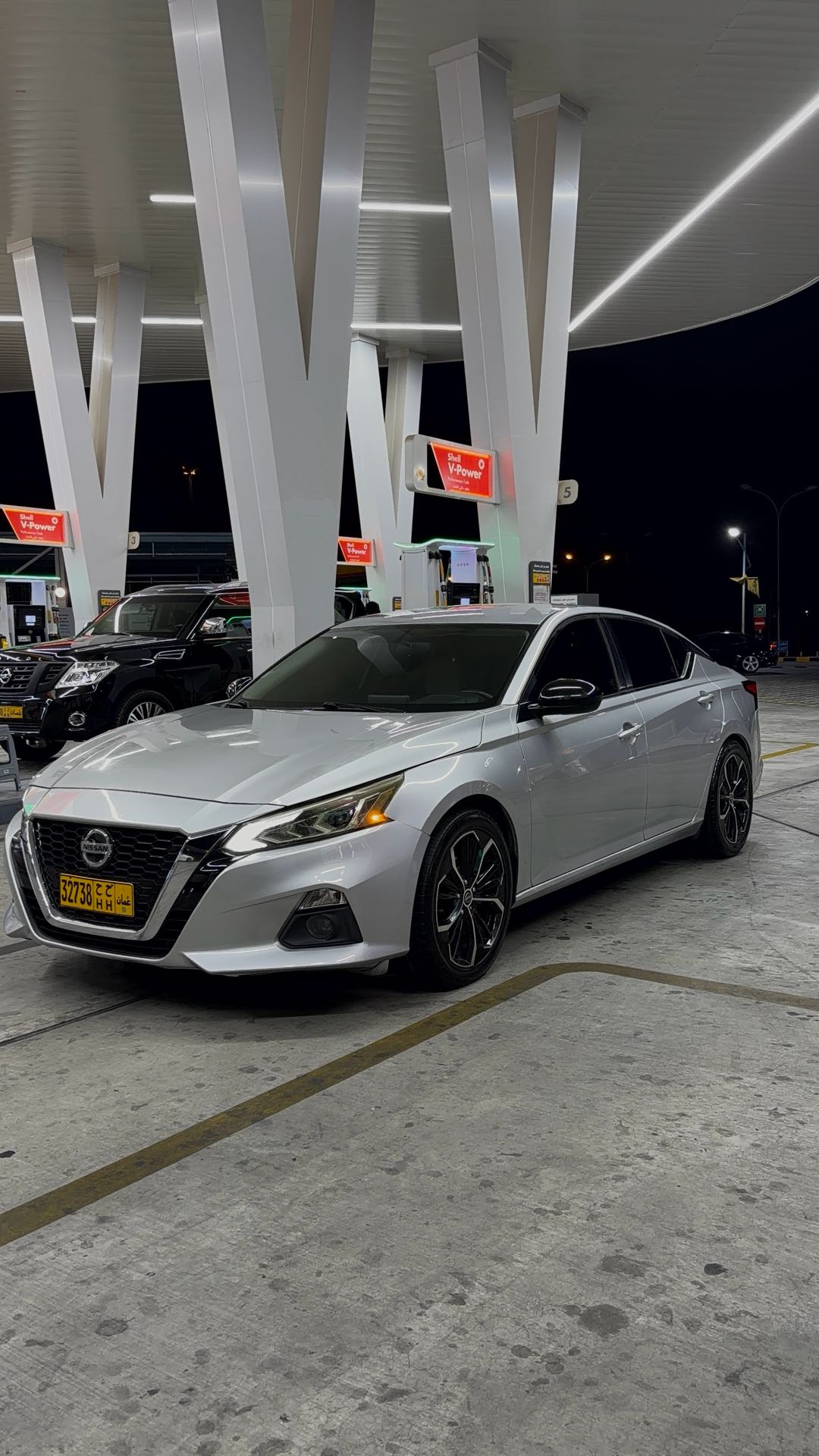 Car Image 2019 NISSAN ALTIMA SR