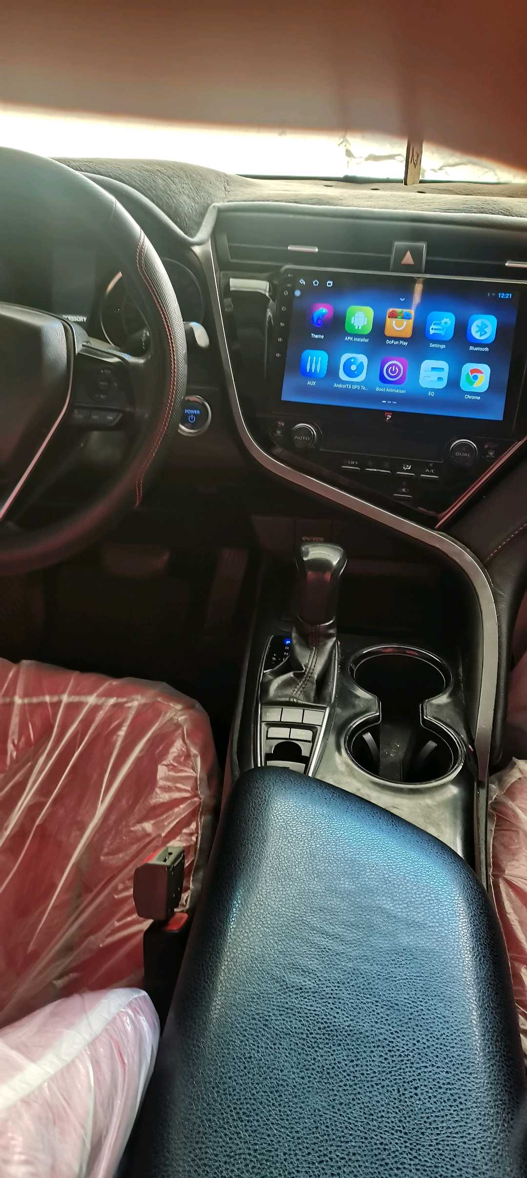 Car Image 2019 TOYOTA CAMRY LE