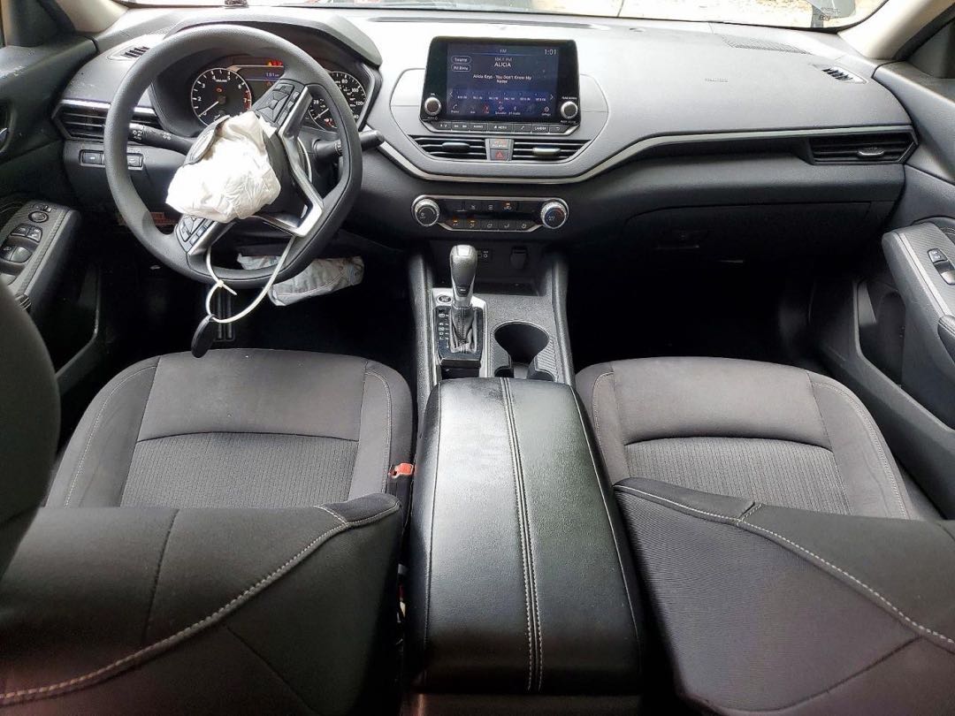 Car Image 2019 NISSAN ALTIMA