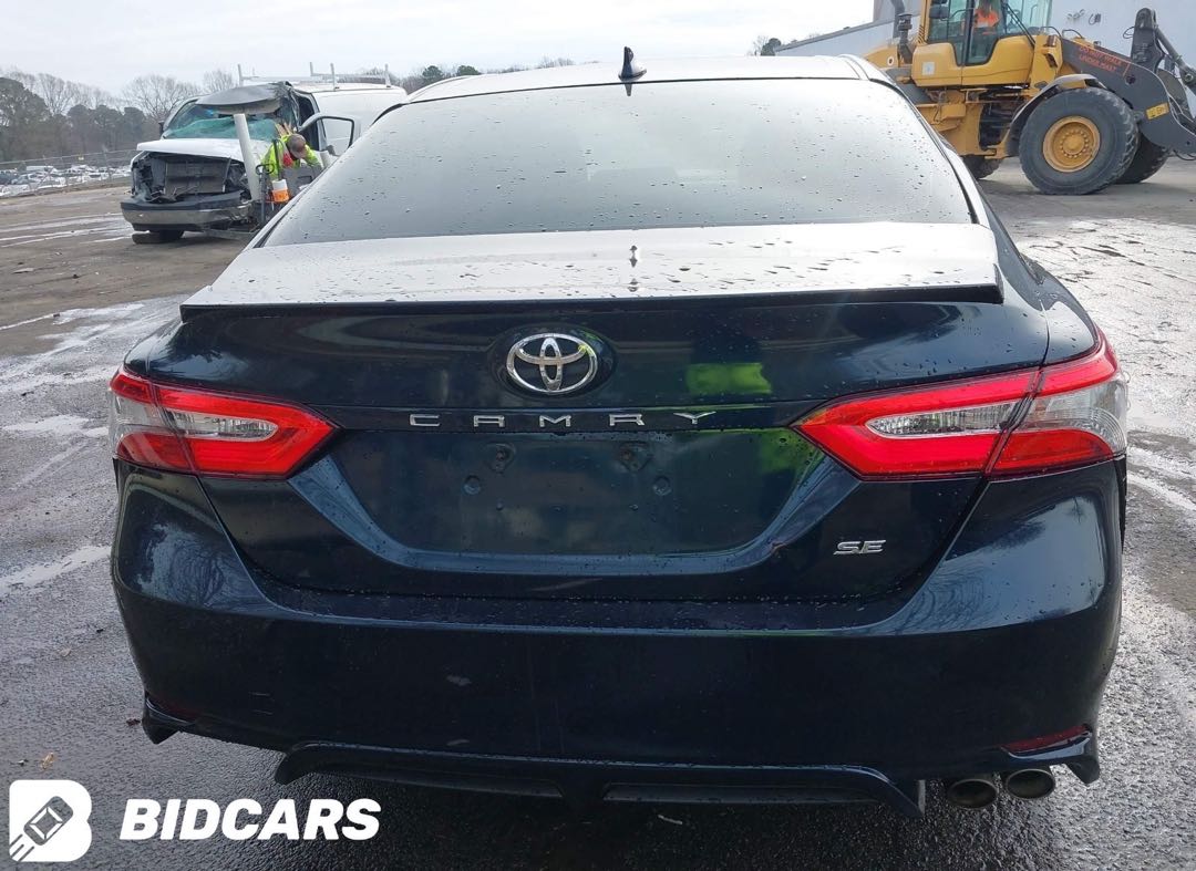 Car Image 2019 TOYOTA CAMRY