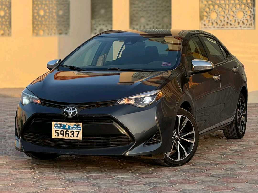 Car Image 2019 TOYOTA COROLLA LE