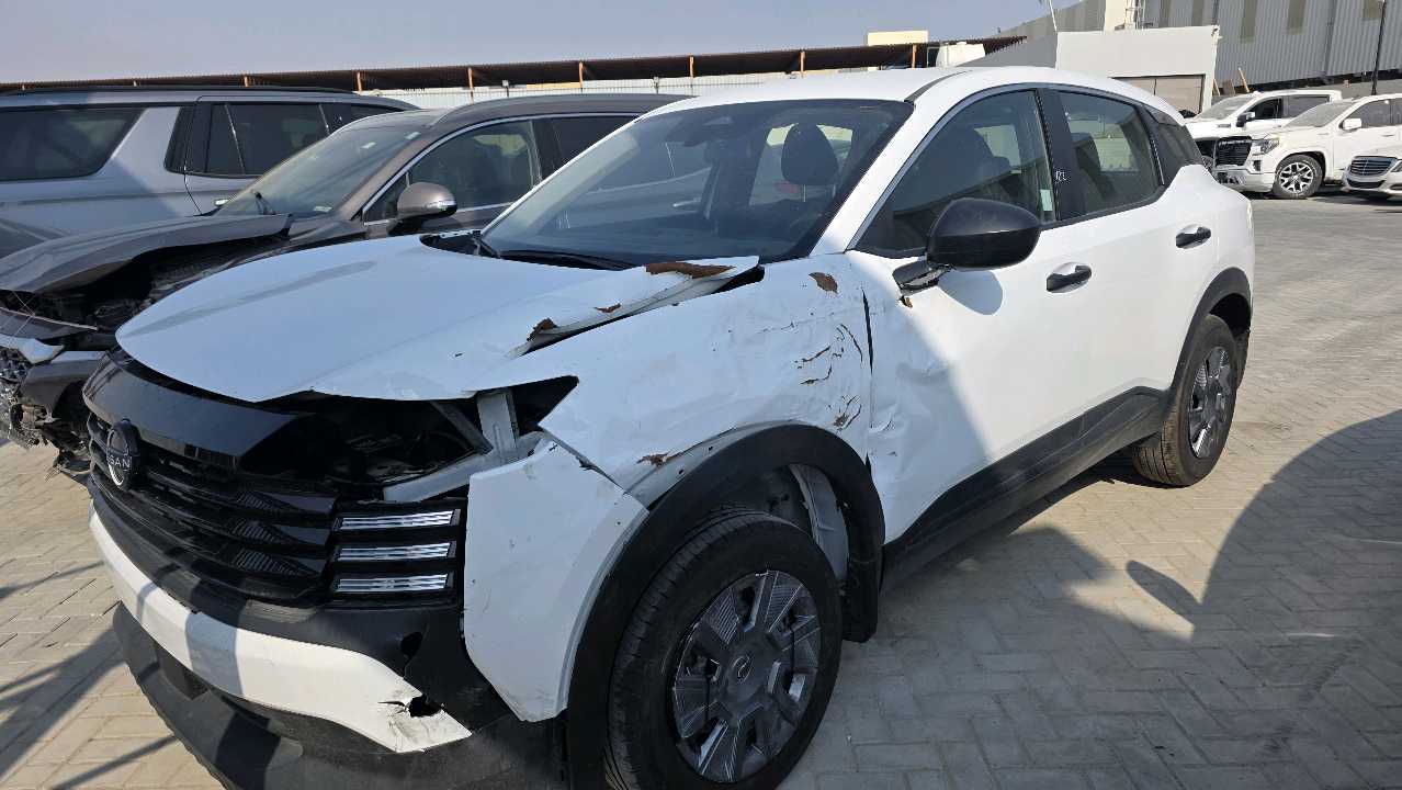 Car Image 2025 NISSAN KICKS