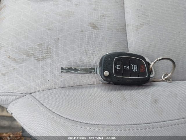 Car Image 2017 HYUNDAI TUCSON