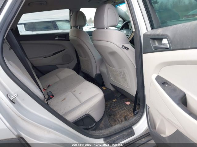 Car Image 2017 HYUNDAI TUCSON