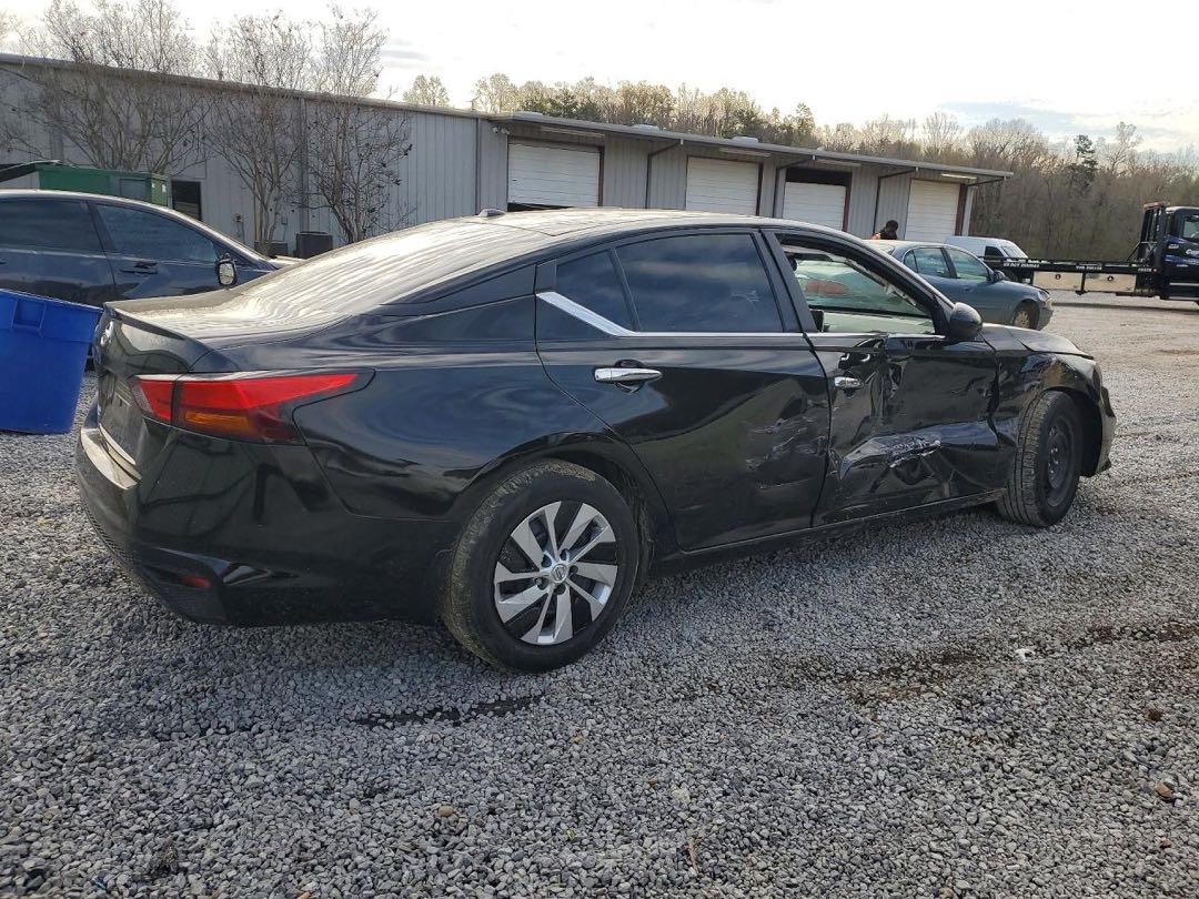 Car Image 2019 NISSAN ALTIMA