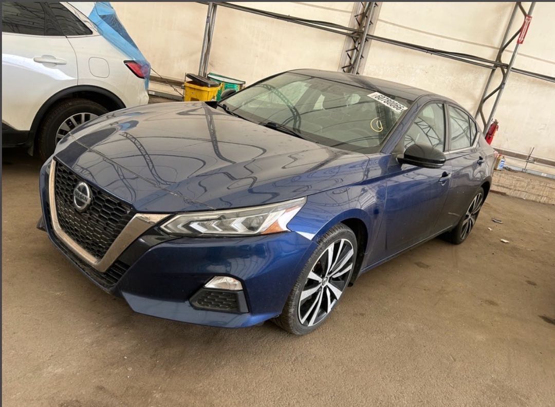Car Image 2019 NISSAN ALTIMA