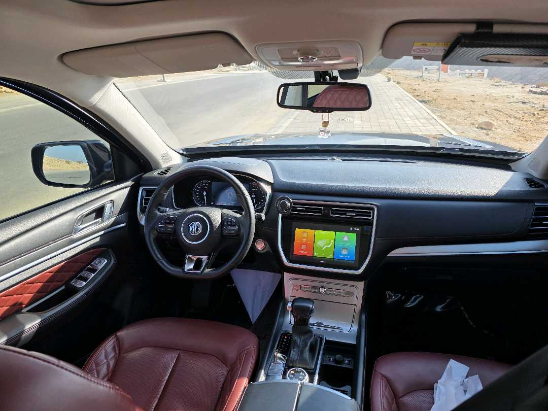 Car Image 2022 MG RX8 