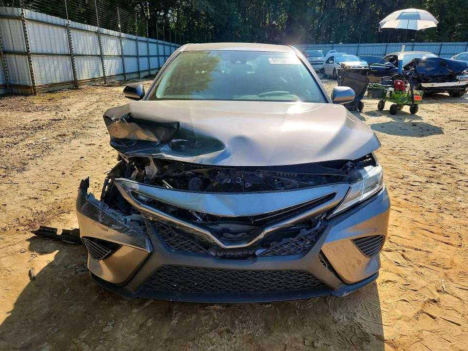 Car Image 2019 TOYOTA CAMRY