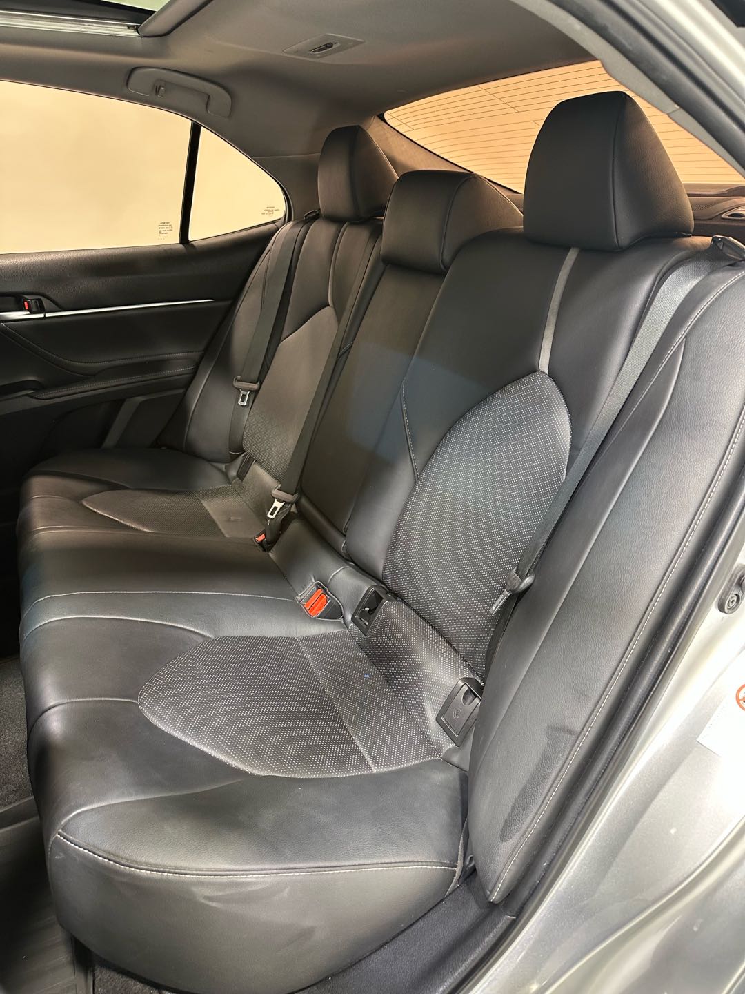 Car Image 2018 TOYOTA CAMRY XSE