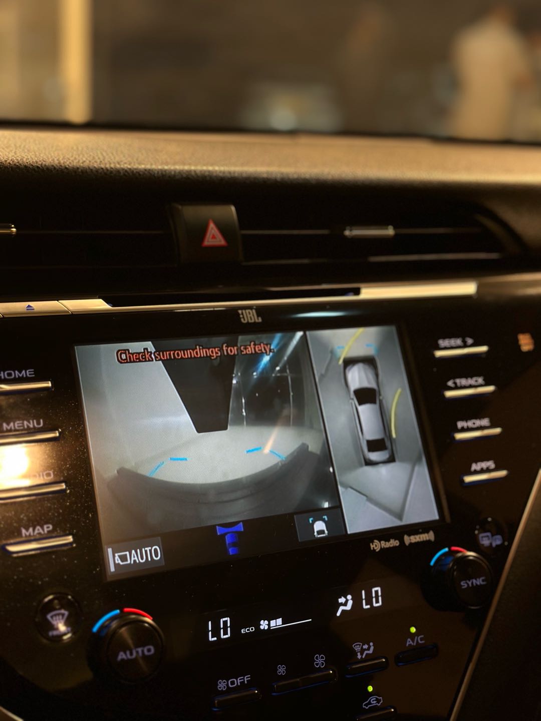 Car Image 2018 TOYOTA CAMRY XSE
