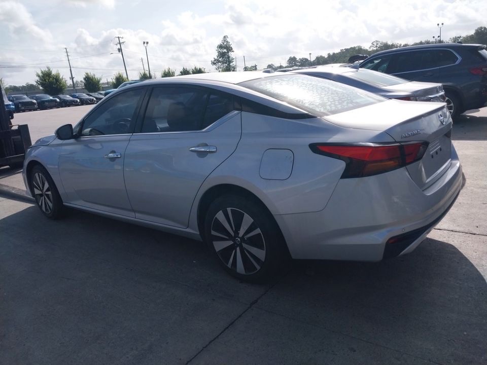Car Image 2019 NISSAN ALTIMA
