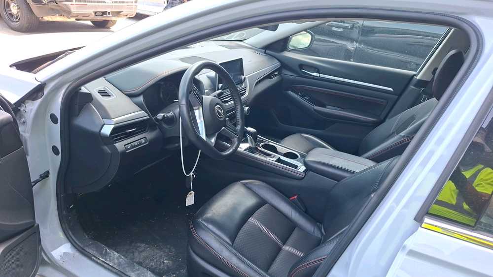 Car Image 2023 NISSAN ALTIMA