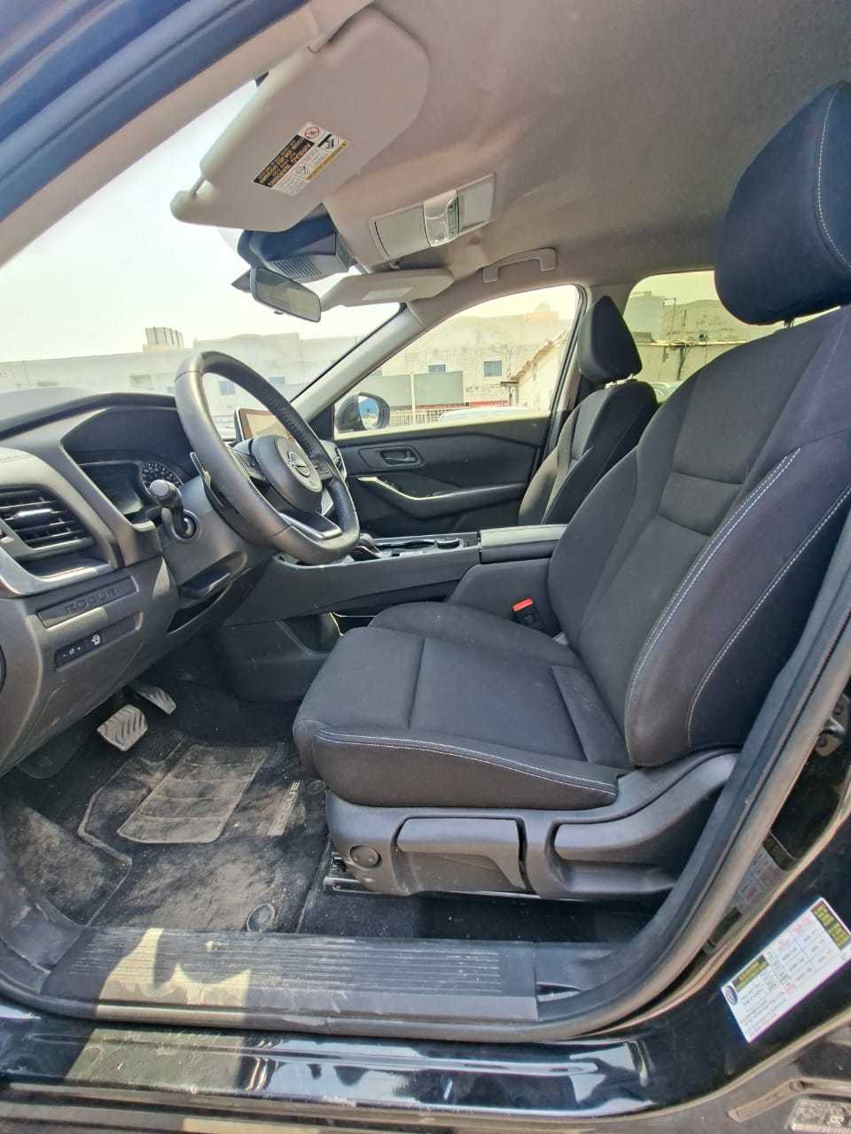 Car Image 2024 NISSAN ROGUE