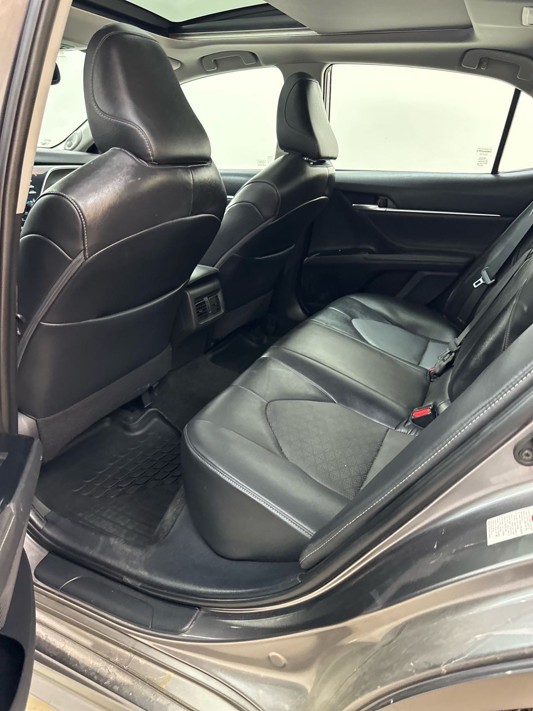 Car Image 2018 TOYOTA CAMRY XSE