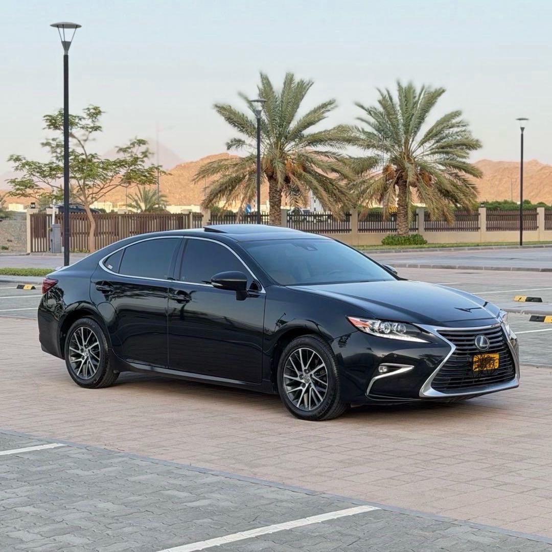 Car Image 2018 LEXUS ES 350