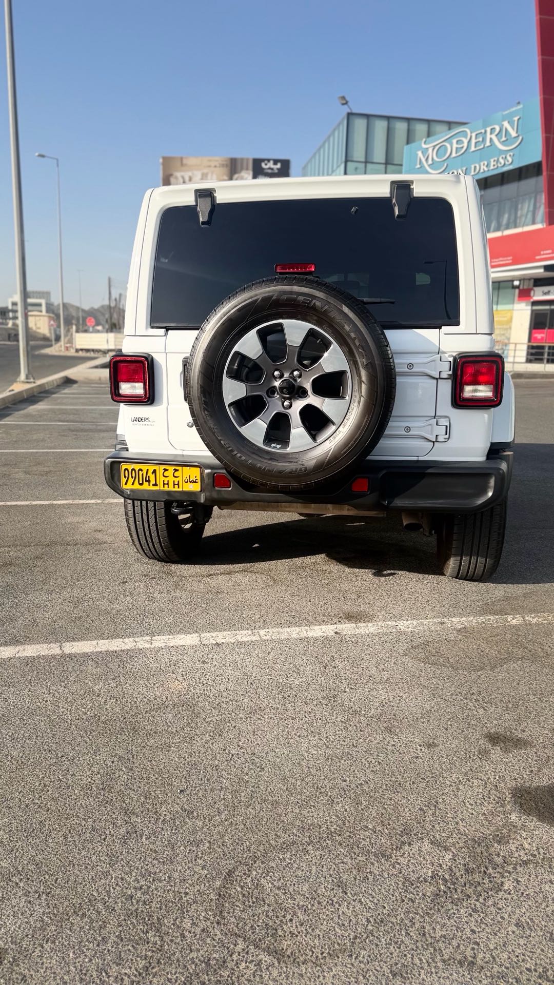 Car Image 2018 JEEP WRANGLER SAHARA