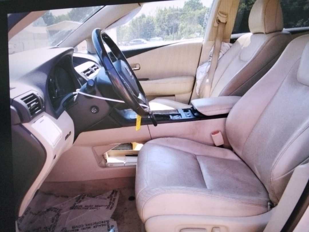 Car Image 2015 LEXUS RX