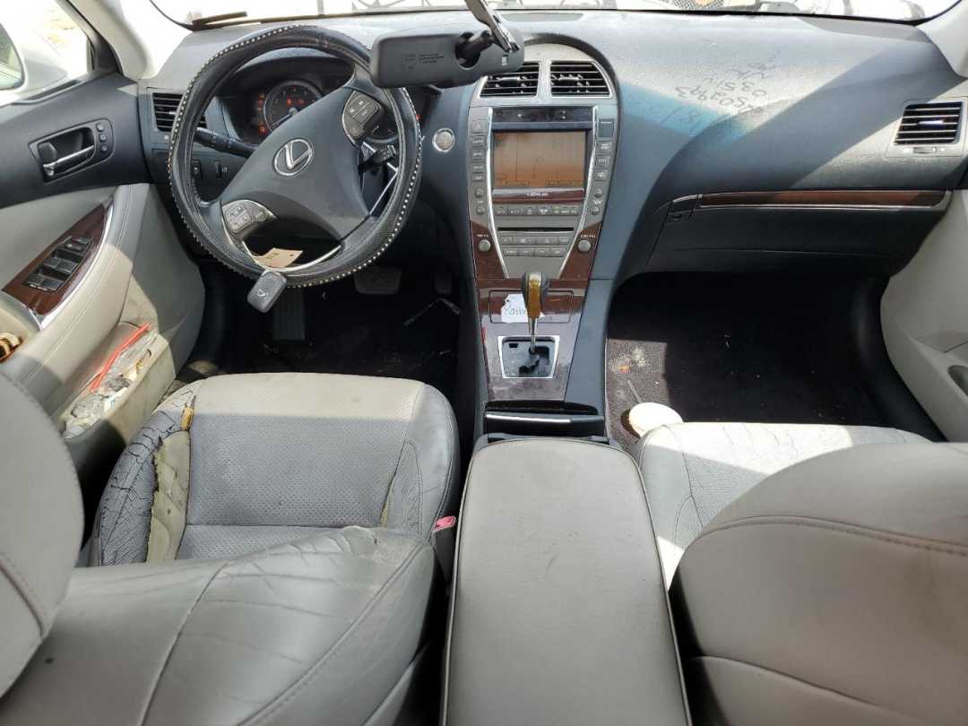 Car Image 2011 LEXUS ES