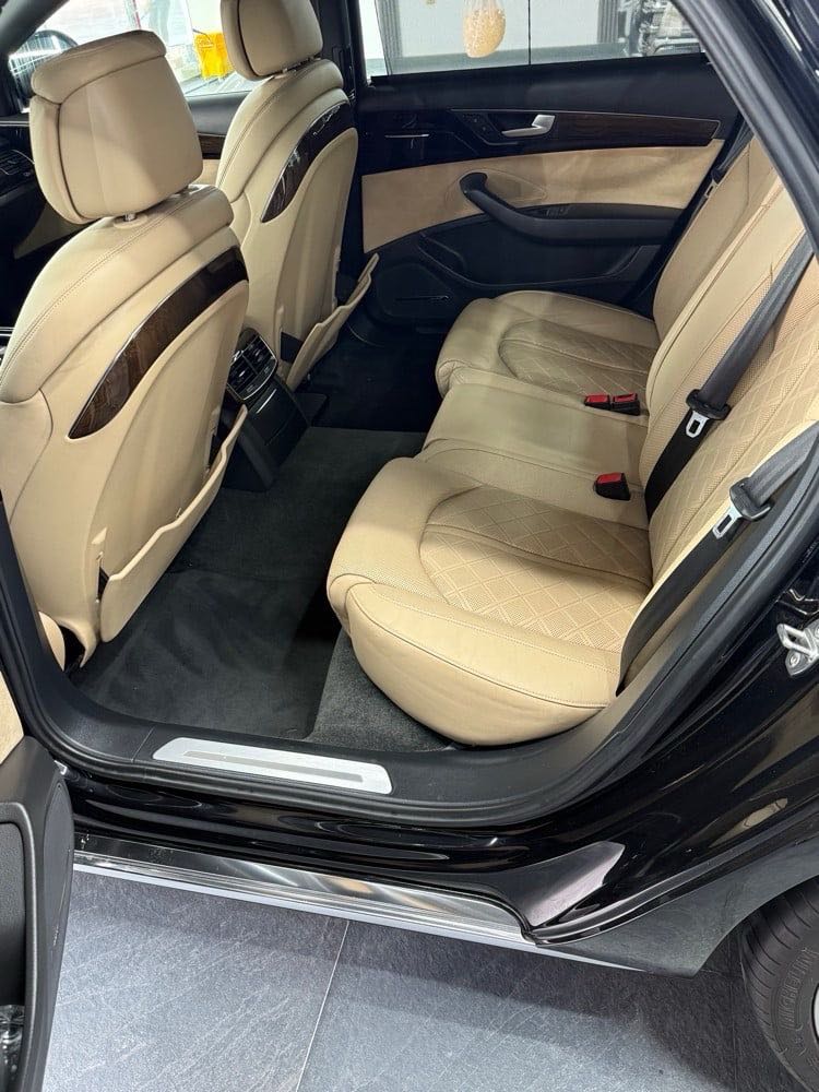 Car Image 2014 AUDI A8 