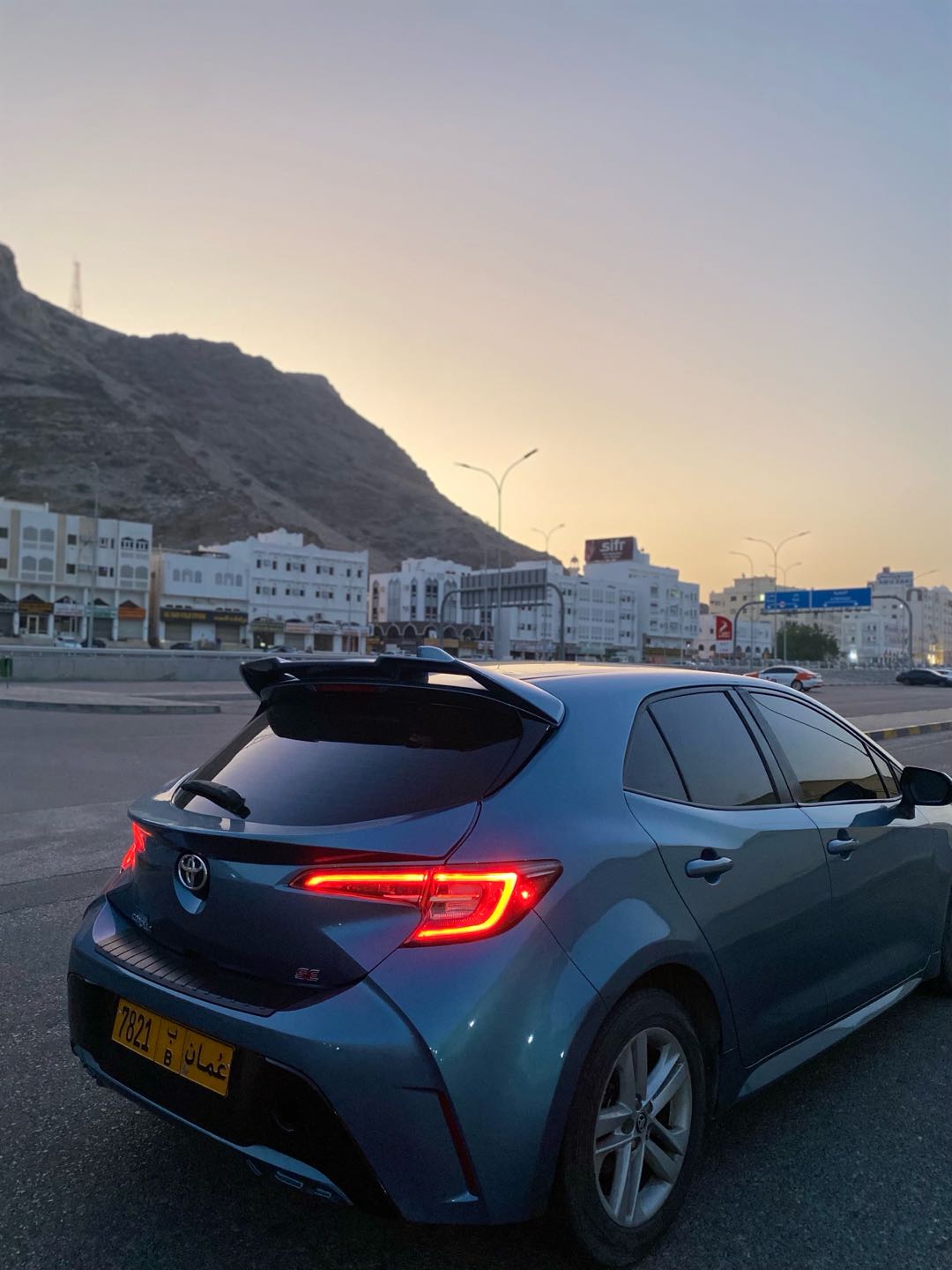 Car Image 2019 TOYOTA COROLLA SE