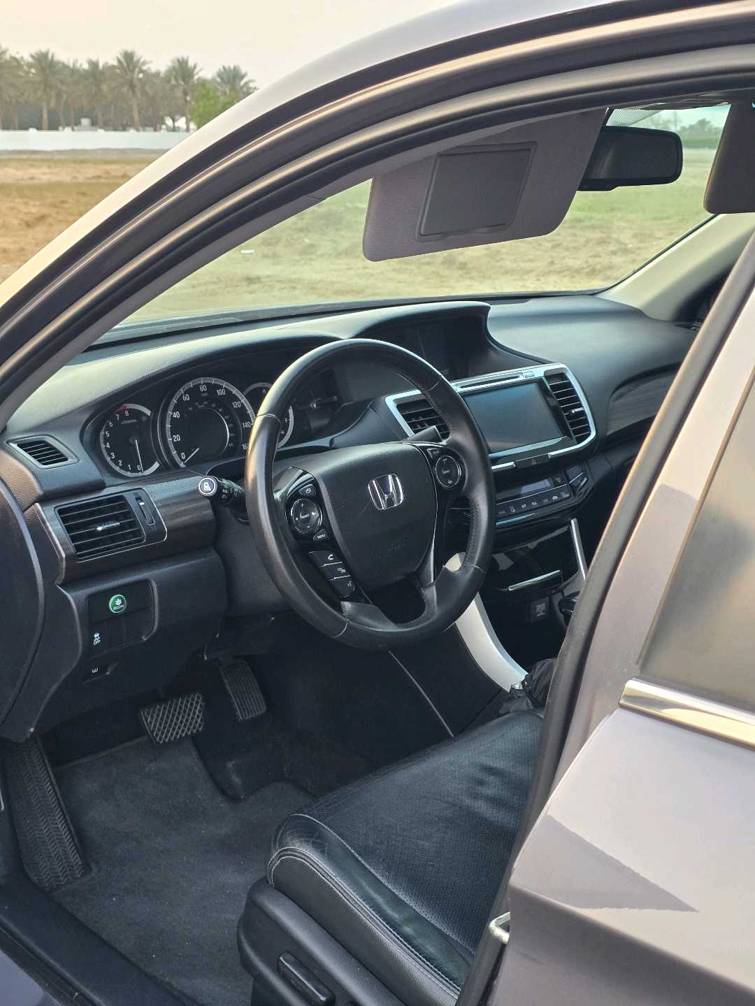 Car Image 2017 HONDA ACCORD EXL
