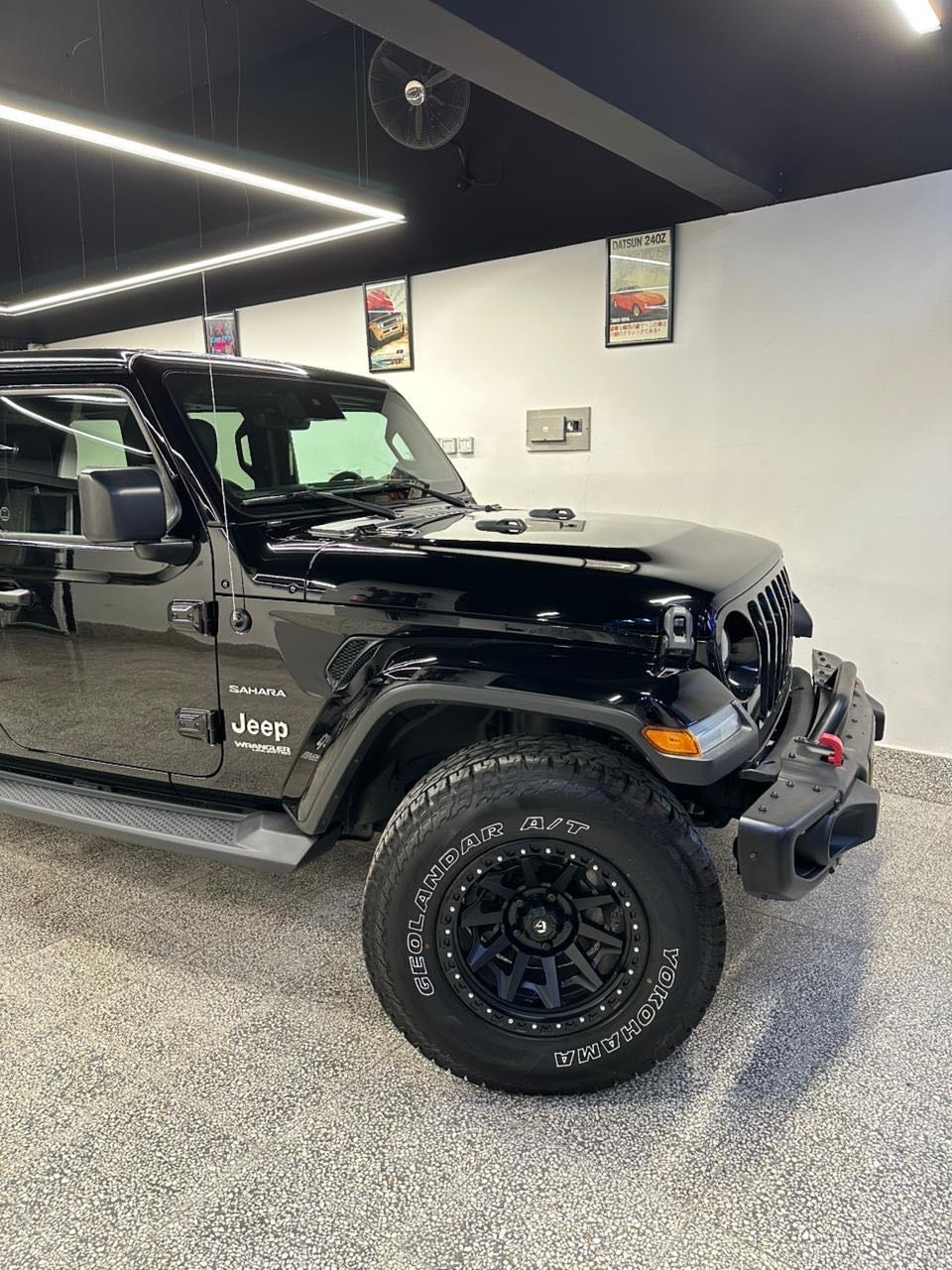 Car Image 2019 JEEP WRANGLER SAHARA