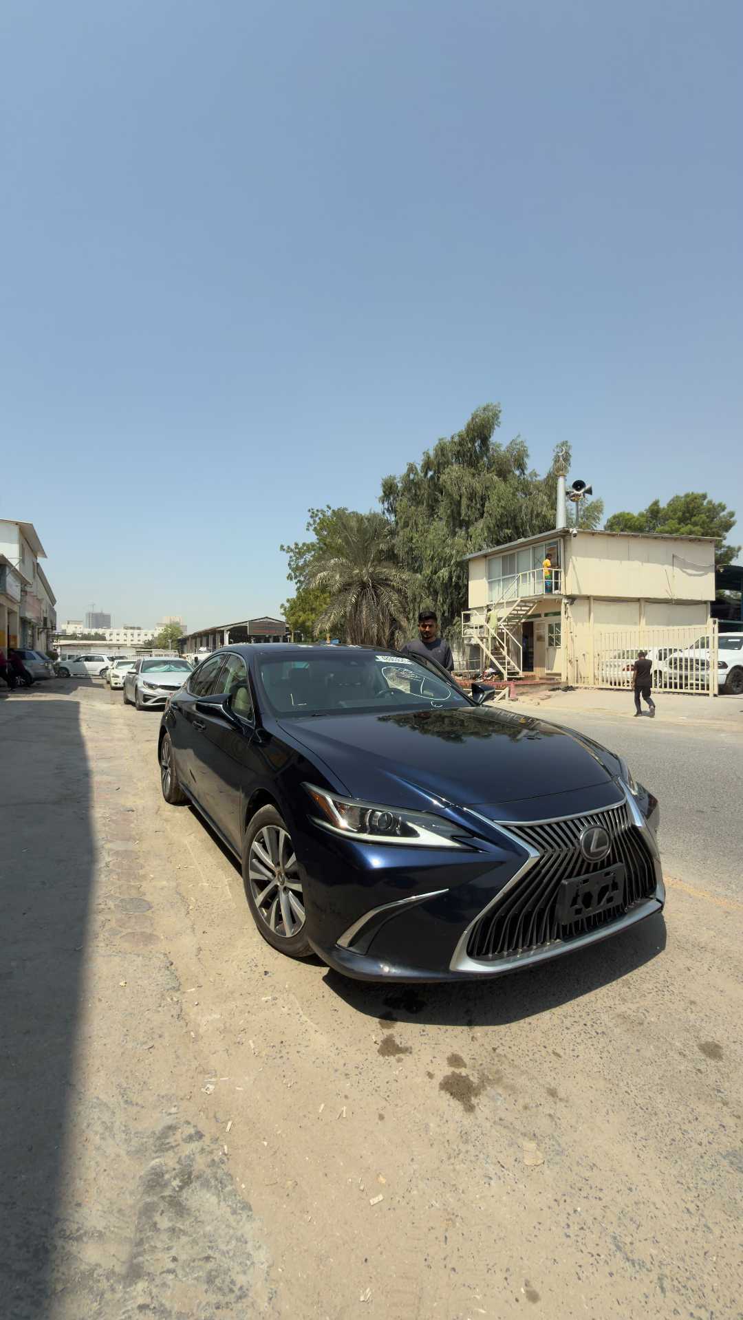 Car Image 2019 LEXUS ES