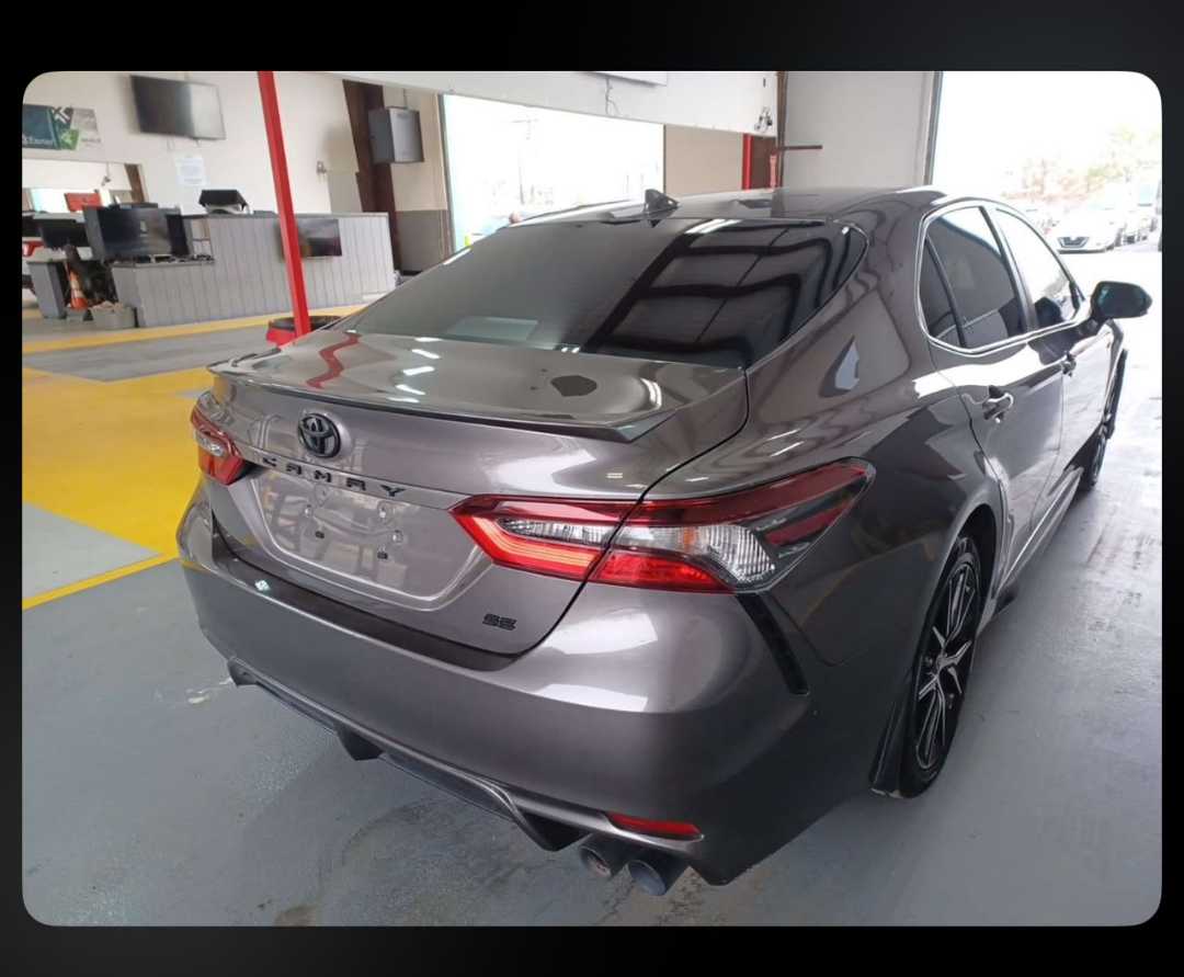 Car Image 2022 TOYOTA CAMRY