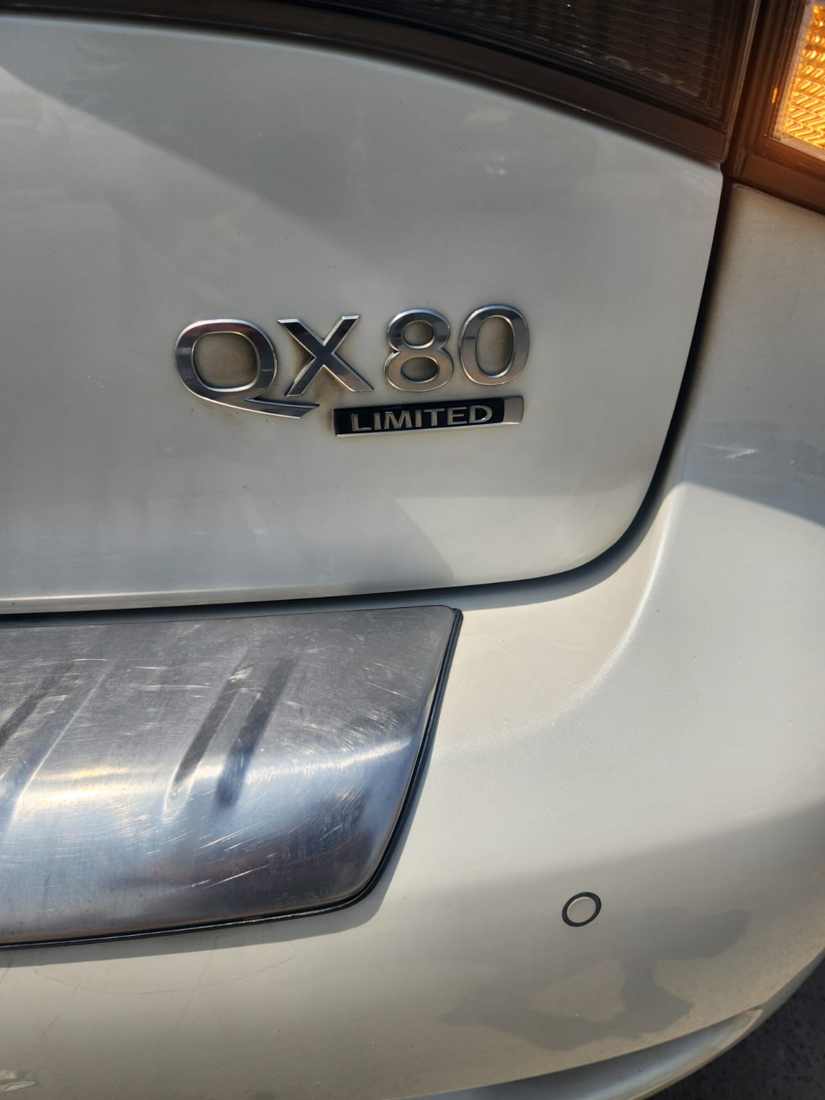 Car Image 2017 INFINITI QX80
