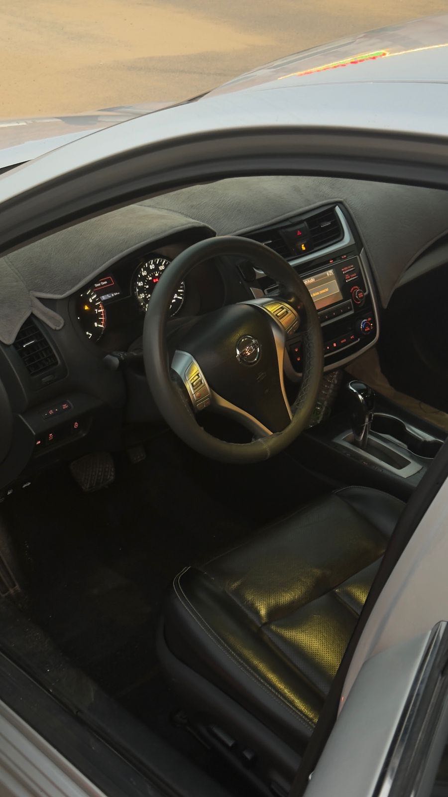 Car Image 2018 NISSAN ALTIMA SL