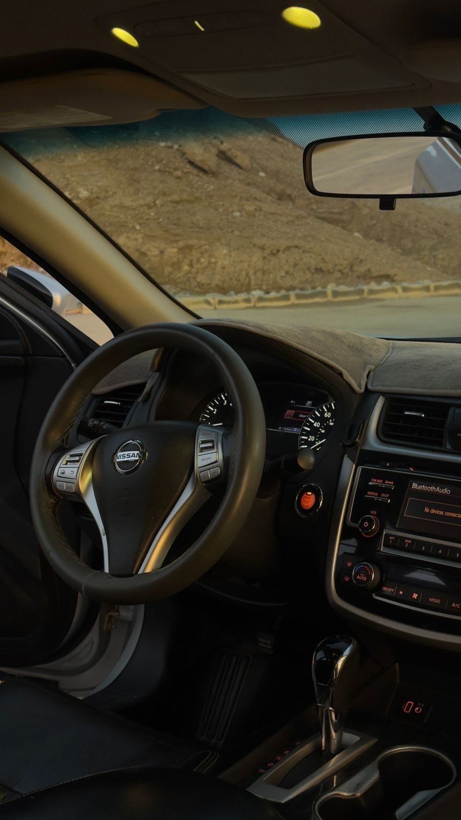 Car Image 2018 NISSAN ALTIMA SL