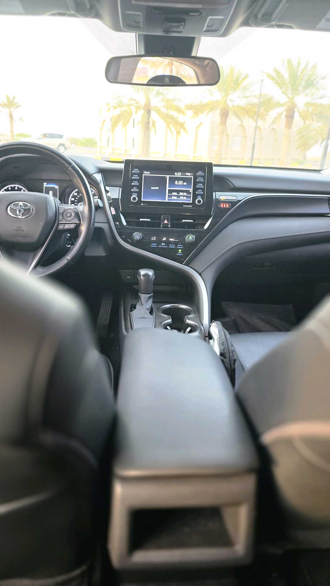 Car Image 2021 TOYOTA CAMRY SE