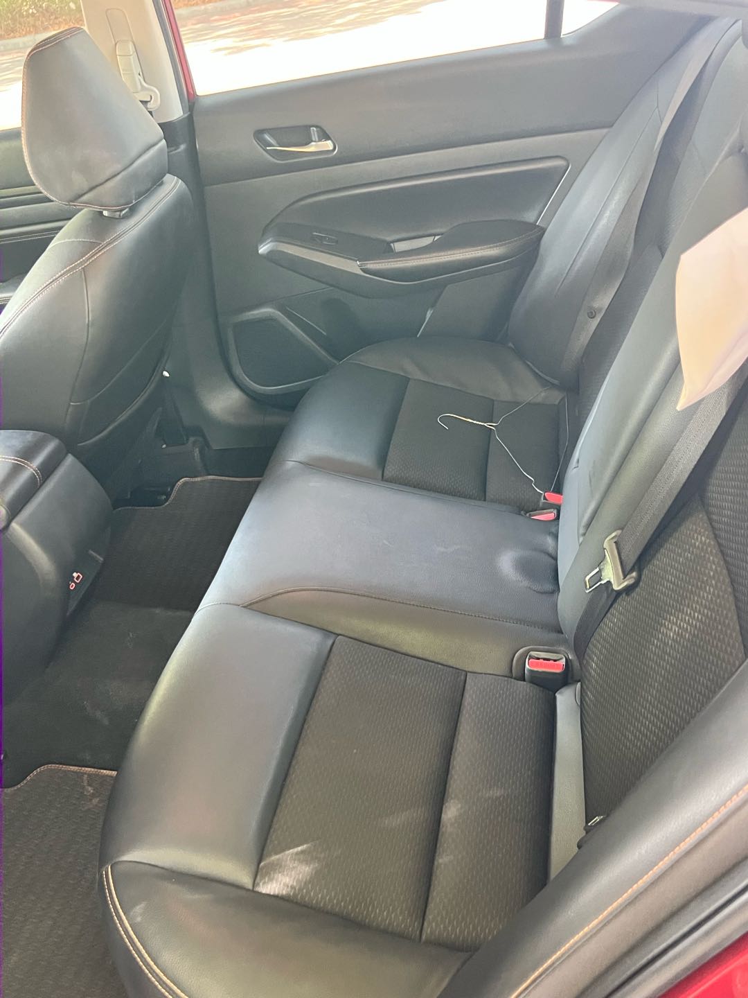 Car Image 2020 NISSAN ALTIMA SR