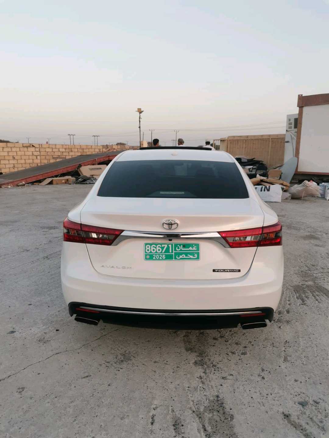 Car Image 2017 TOYOTA AVALON TOURING